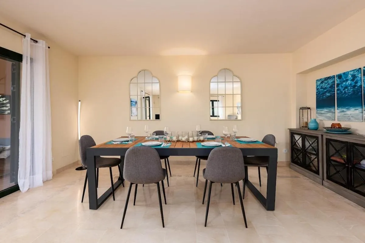 Chalet Sotogrande - Valderrama Golf سان روكي بيت للعطل